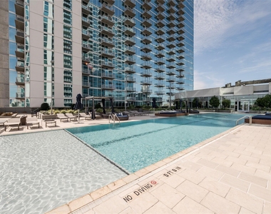 5927 Almeda Road - Photo Thumbnail 6