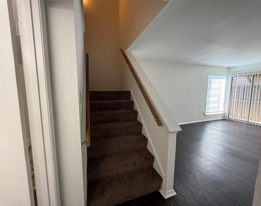 8050 Sands Point Drive - Photo Thumbnail 4