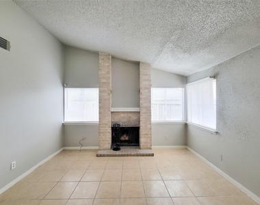 17706 Glenhagen Court - Photo Thumbnail 2