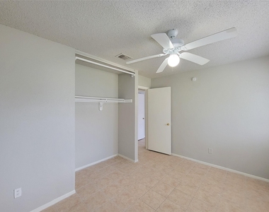 17706 Glenhagen Court - Photo Thumbnail 17