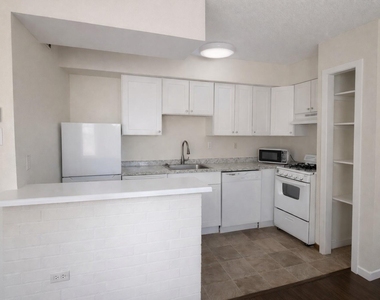 1328 Bomar Street - Photo Thumbnail 3