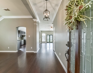 4822 Big Cedar Circle - Photo Thumbnail 3