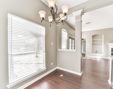 4822 Big Cedar Circle - Photo Thumbnail 13