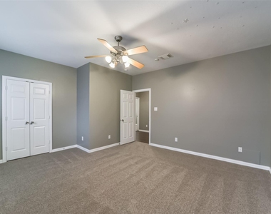 4822 Big Cedar Circle - Photo Thumbnail 21