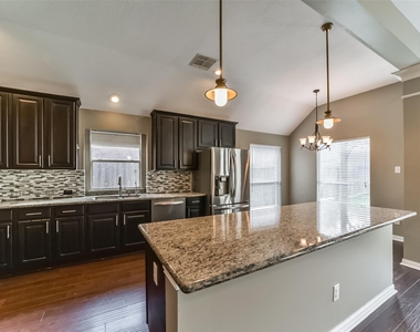 4822 Big Cedar Circle - Photo Thumbnail 9