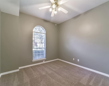 4822 Big Cedar Circle - Photo Thumbnail 22