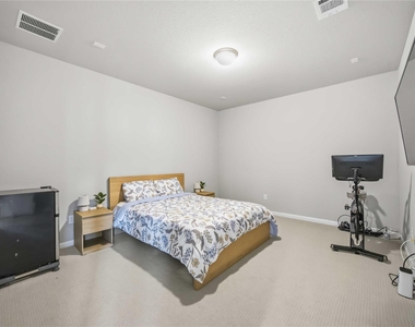 8104 Morning Melody Drive - Photo Thumbnail 25