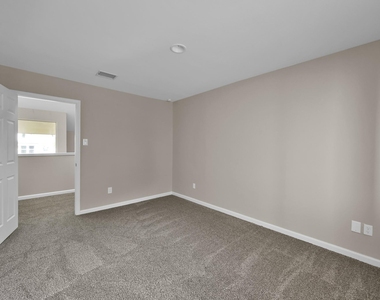 12311 Glenview Drive - Photo Thumbnail 18