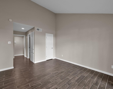12311 Glenview Drive - Photo Thumbnail 15