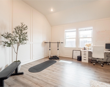 16431 Elkcreek Drive - Photo Thumbnail 18