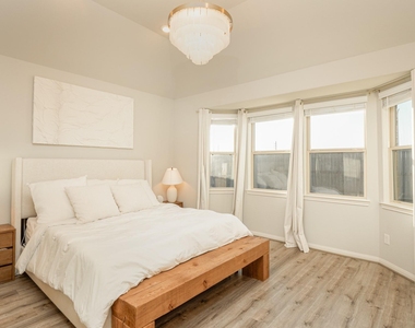 16431 Elkcreek Drive - Photo Thumbnail 9