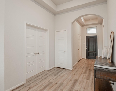 16431 Elkcreek Drive - Photo Thumbnail 8