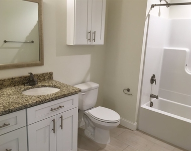 875 Elm - Photo Thumbnail 28