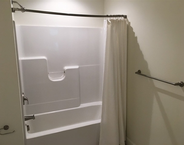 875 Elm - Photo Thumbnail 30