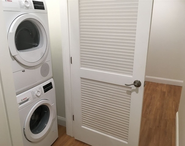 875 Elm - Photo Thumbnail 13