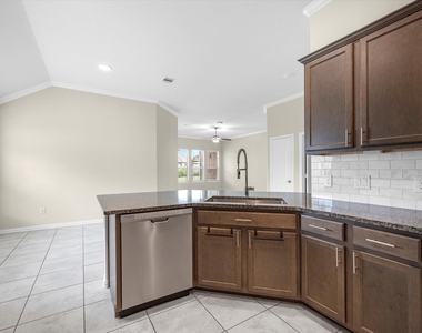 15211 Montezuma Quail Drive - Photo Thumbnail 7