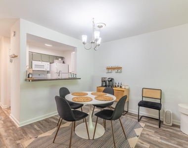 13151 Walden Road - Photo Thumbnail 8