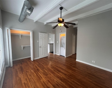 219 Marshall Street - Photo Thumbnail 5