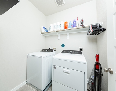 14807 Slow River Avenue - Photo Thumbnail 18