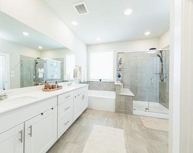 14807 Slow River Avenue - Photo Thumbnail 31