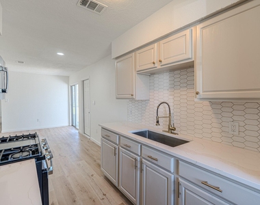 3538 Cork Drive - Photo Thumbnail 40