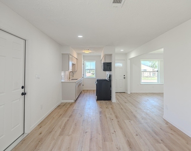 3538 Cork Drive - Photo Thumbnail 25