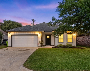1121 Austin Street - Photo Thumbnail 1