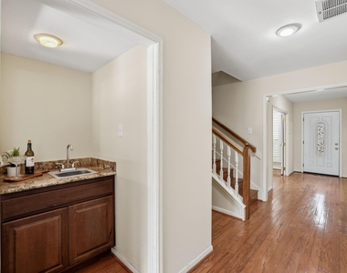 14121 Lost Meadow Lane - Photo Thumbnail 12