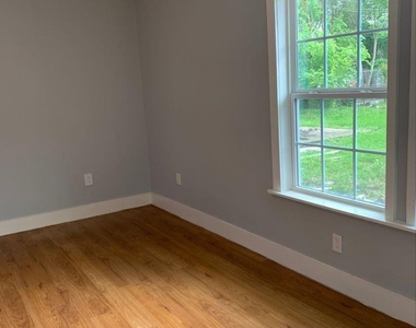 10601 Ambursen Street - Photo Thumbnail 9