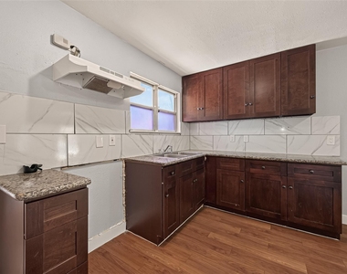 10601 Ambursen Street - Photo Thumbnail 16