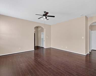 15 Butternut Grove Place - Photo Thumbnail 7