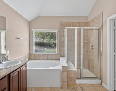 15 Butternut Grove Place - Photo Thumbnail 18