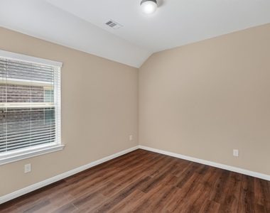 15 Butternut Grove Place - Photo Thumbnail 23