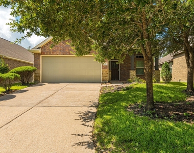 15 Butternut Grove Place - Photo Thumbnail 2