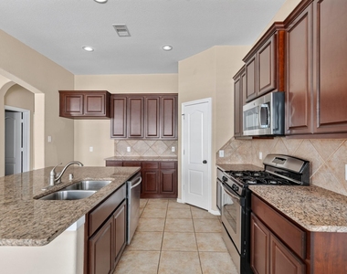 15 Butternut Grove Place - Photo Thumbnail 12