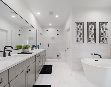 1503 Evelyn Street - Photo Thumbnail 16