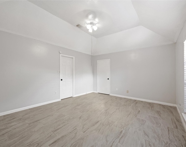 15218 La Paloma Drive - Photo Thumbnail 14