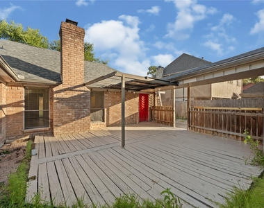 15218 La Paloma Drive - Photo Thumbnail 20