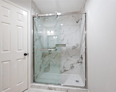15218 La Paloma Drive - Photo Thumbnail 16