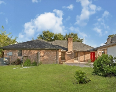 15218 La Paloma Drive - Photo Thumbnail 21