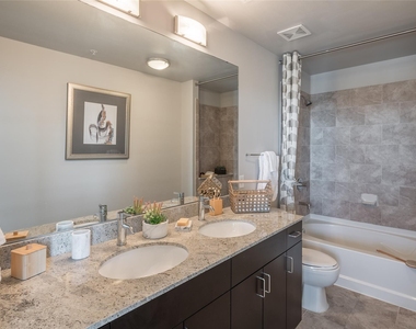 5927 Almeda Road - Photo Thumbnail 3