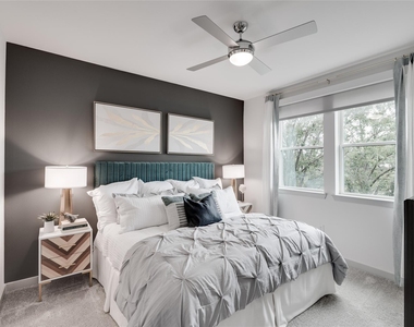 3636 W Dallas Street - Photo Thumbnail 4