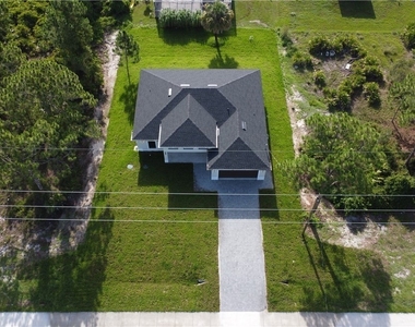 847 Bell Boulevard S - Photo Thumbnail 2