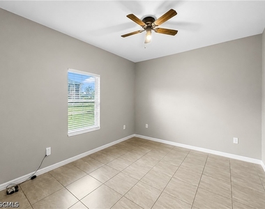 1322 Trafalgar Parkway - Photo Thumbnail 19
