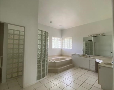 16971 Timberlakes Drive - Photo Thumbnail 12