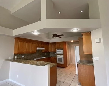 16971 Timberlakes Drive - Photo Thumbnail 6