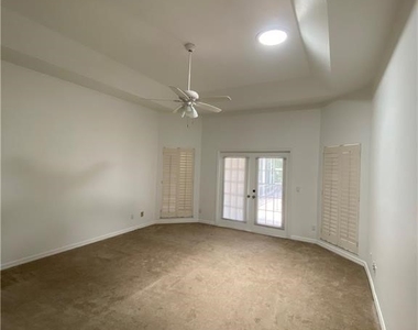 16971 Timberlakes Drive - Photo Thumbnail 11