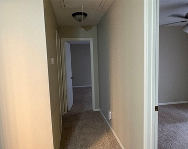 3310 Mulberry Hill Lane - Photo Thumbnail 8