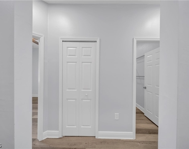 17366 Ithaca Drive - Photo Thumbnail 12