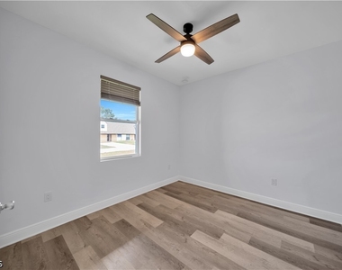 17366 Ithaca Drive - Photo Thumbnail 13